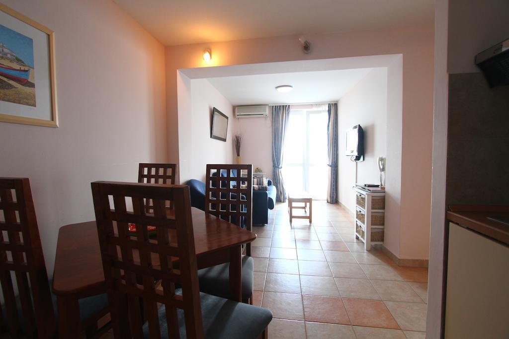 Aparthotel Castrum Novum Novigrad (Istria) Quarto foto